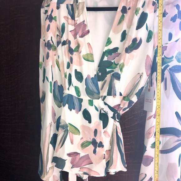 STONE COLD FOX 🌹size 1 silk Beverly Top offers welcome 🤗 - Picture 13 of 15